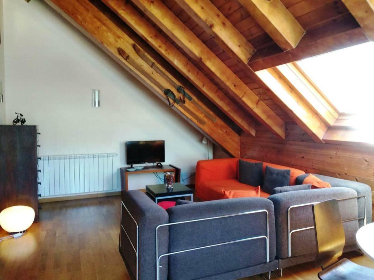 Duplex Familiar En Астеррі-д'Анеу Екстер'єр фото